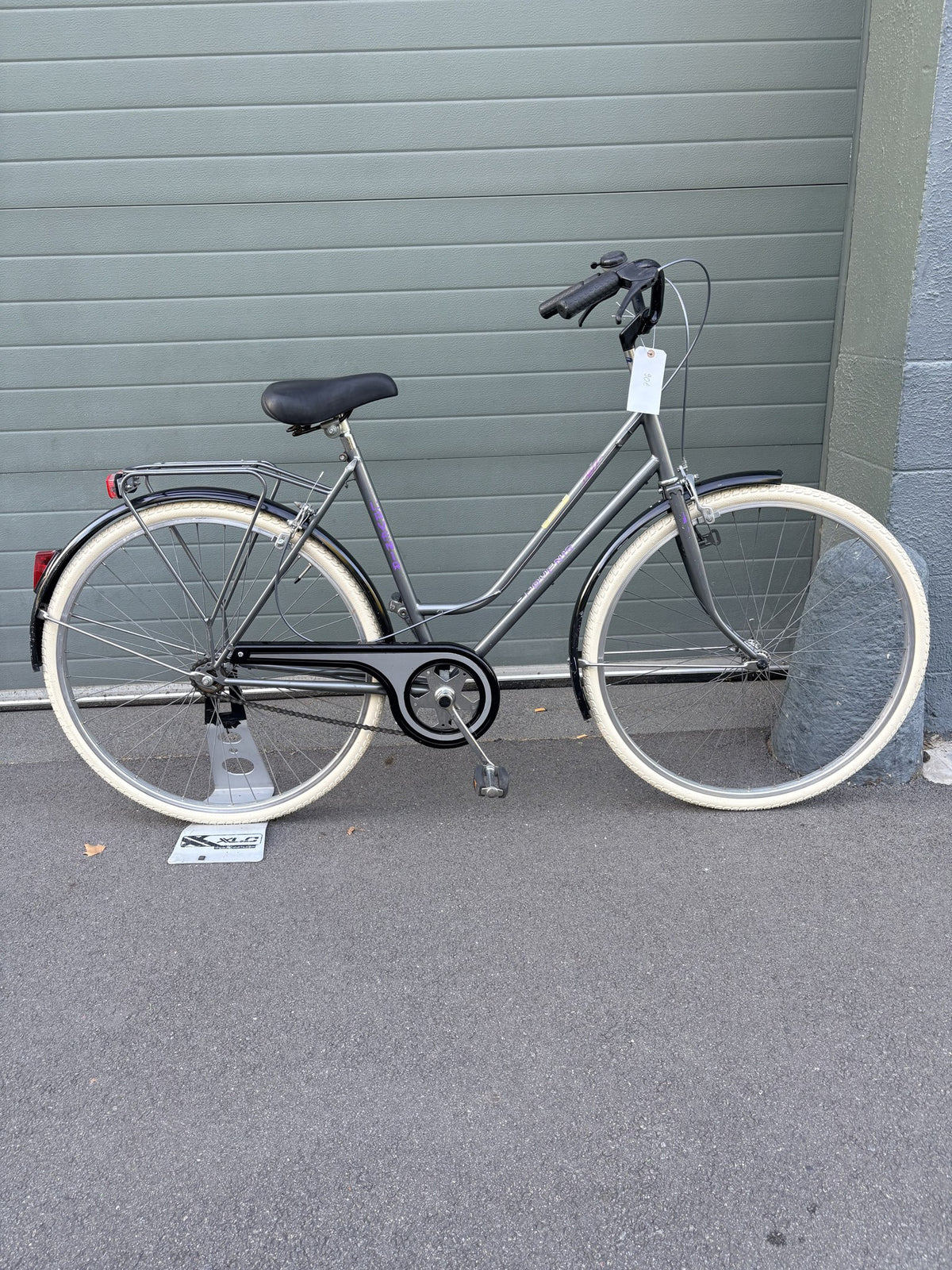 Vélo de ville femme mono-vitesse L’Avenir – Occasion révisée